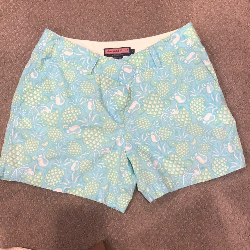 Vineyard Vines pineapple blue green shorts